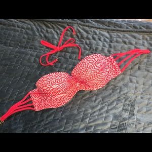 Red and white pattern swim top